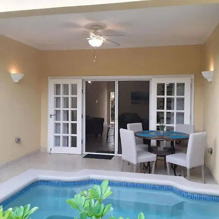 New #3 Westland Villa 2-Bed With Pool Opposite West Coast Beach
